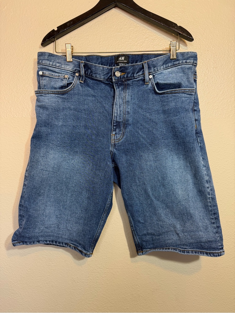 H&M Men's Medium Blue Denim Shorts